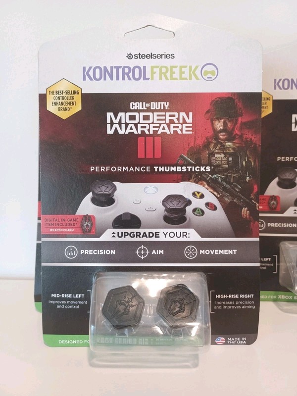 Kontrol Freek Thumbsticks • “Call of Duty Modern Warfare 3” • Xbox Series X/S