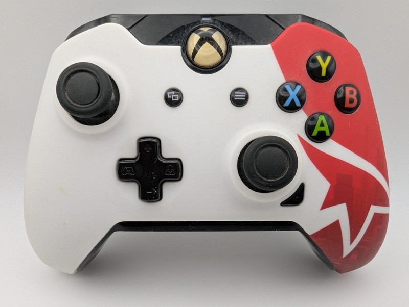 Rare Mirror’s Edge Official Wired Controller Xbox One: Collector’s Edition