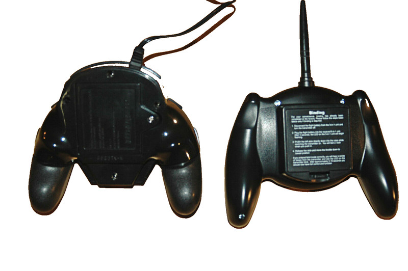 Video Game Controllers BLADE & STAR WARS 2 Lot Black Wired Hard Shell (READ) gallery
