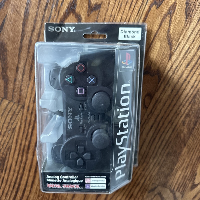 Sony PS1 Diamond Black Analog Controller DualShock Orig Pkg W/ Damage