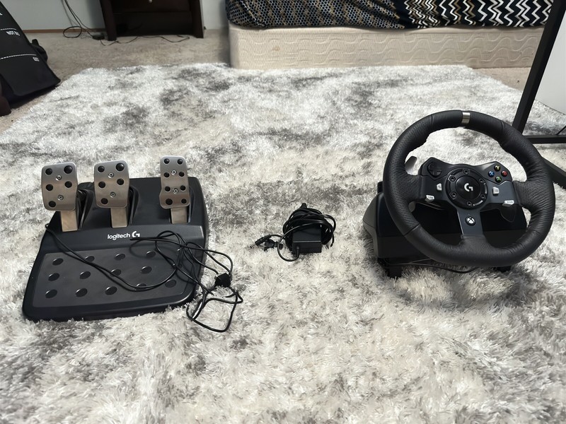 Logitech G920 Driving Force Racing Wheel – Black (941-000121)