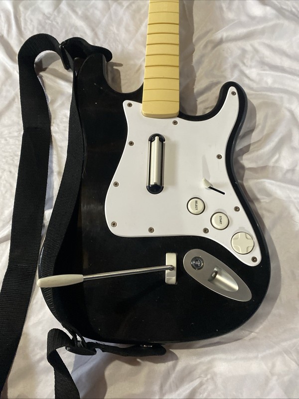 Harmonix Fender Stratocaster PS2 Rock Band Guitar 822151 No Dongle Untested gallery