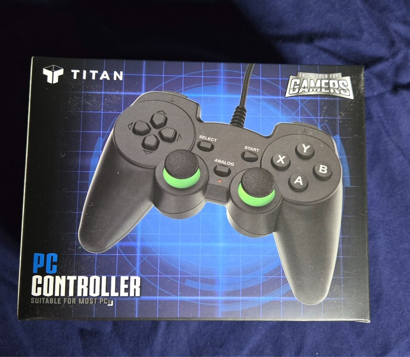 Black Titan PC Controller Gaming Wired Bumper Digital Buttons Led Indicator NIB