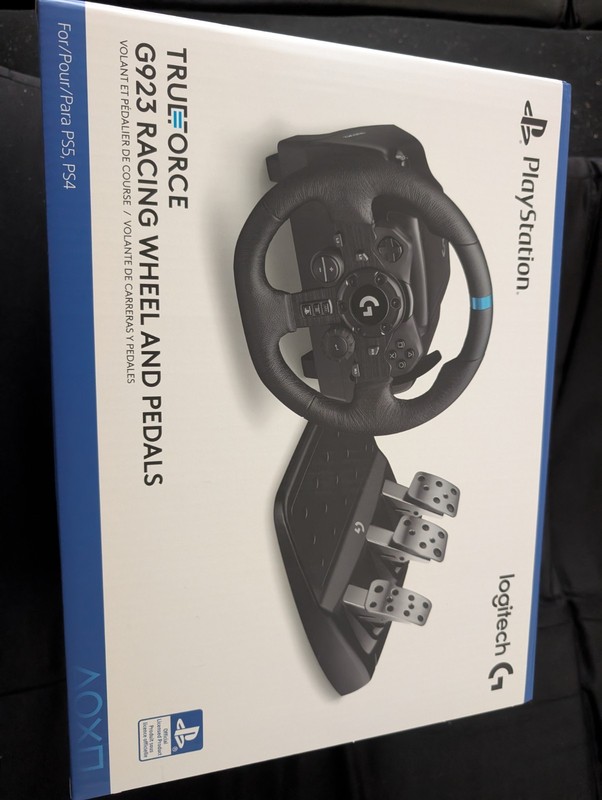 Logitech G923 Racing Wheel and Pedals – Black