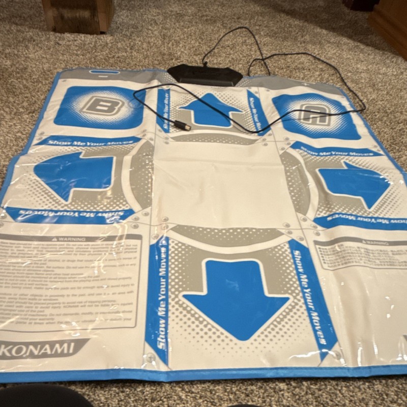 Konami DanceDance Revolution II Padded Wired Dance Pad 6ft Blue Gray White Wii gallery