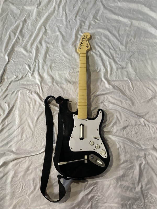 Harmonix Fender Stratocaster PS2 Rock Band Guitar 822151 No Dongle Untested