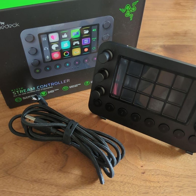Razer Stream Controller Integrated Controller for Live Streaming & Content