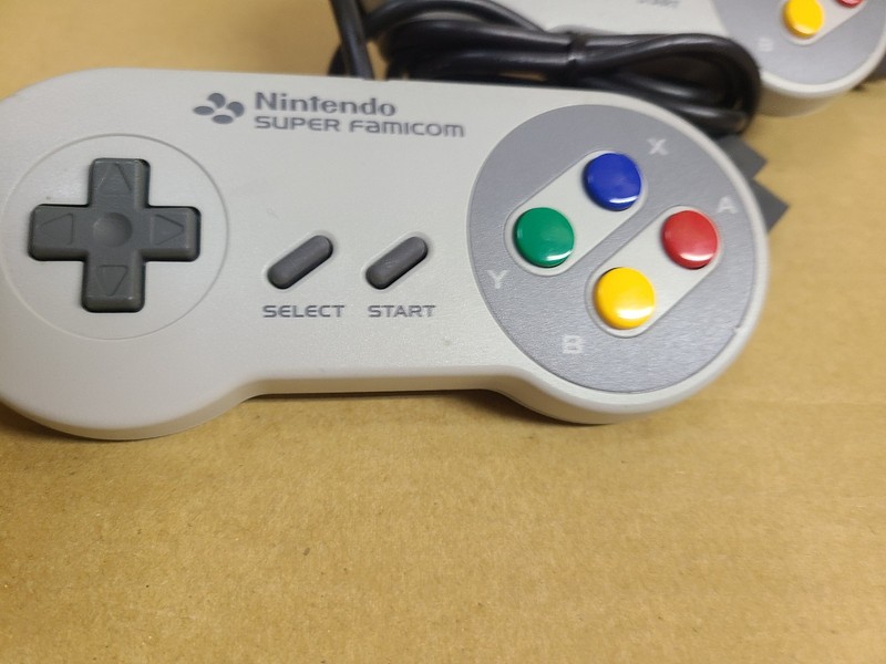 Hudson Bomberman Super Multi Tap 2 + 4 Controllers Nintendo Super Famicom Tested gallery