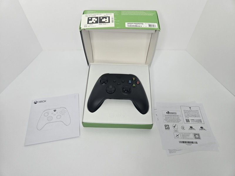 Microsoft Xbox One/PC 1914 Carbon Black Wireless Controller Series X|S Open Box