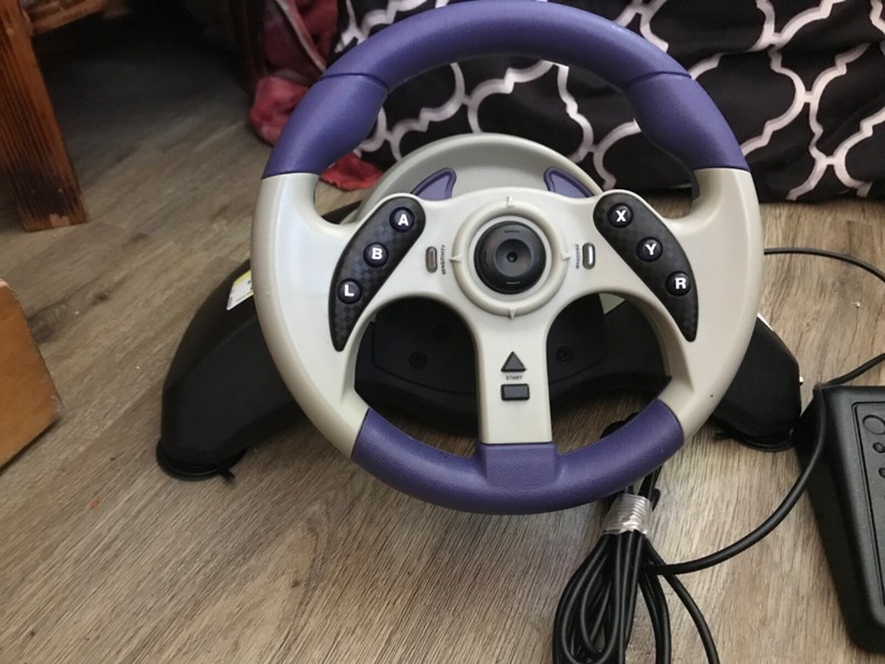 Playstation 2 Mad Catz MC2 MicroCon Racing Wheel with Petals USED
