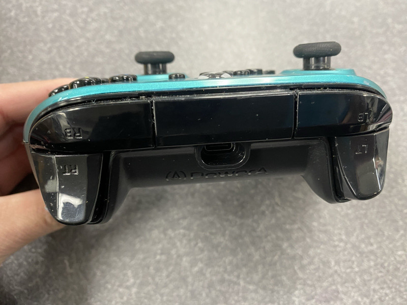 Xbox 1 Wired Controller Model XBGPADWI gallery