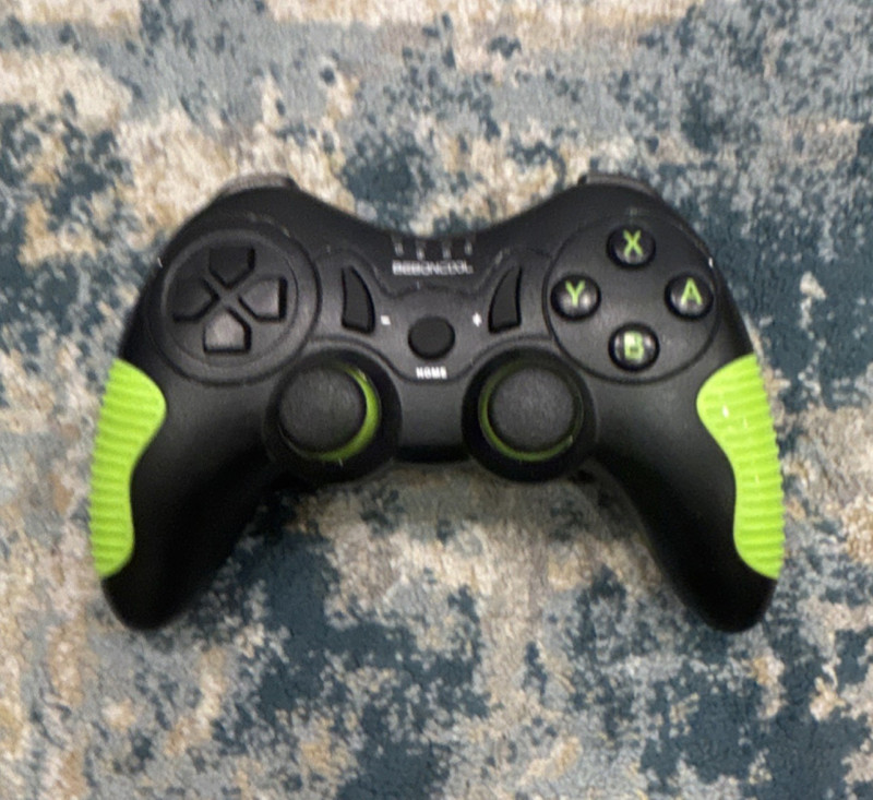 HCMEE BG1 Wireless Video Game Controller Black Green Plastic Model BG1