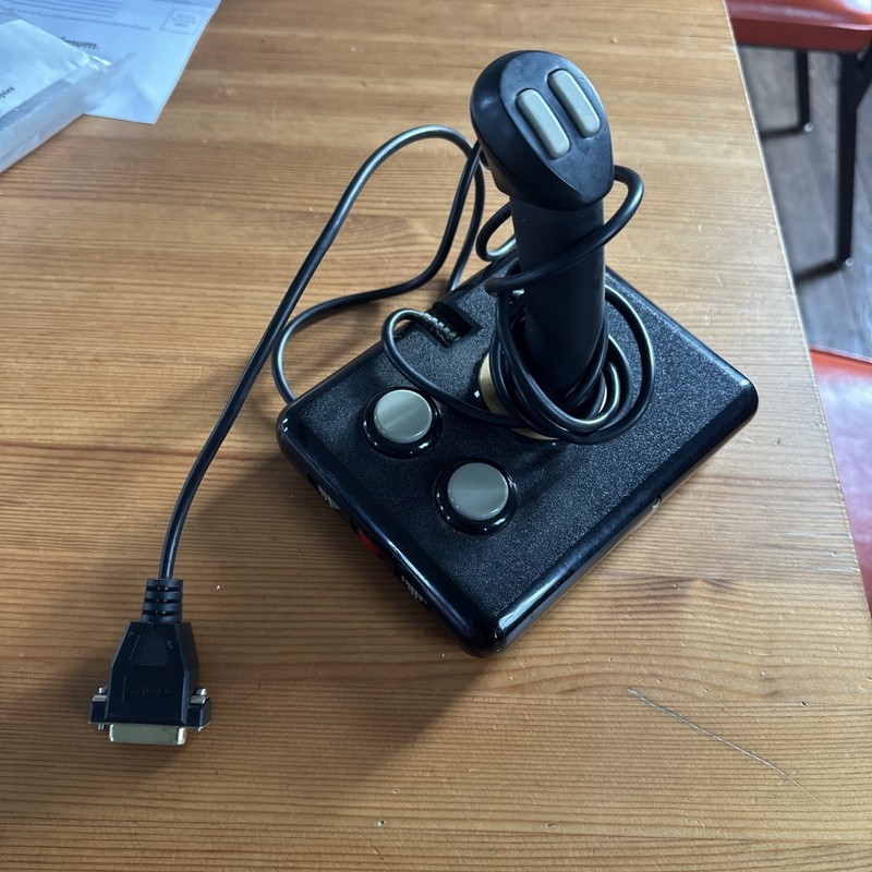 Vintage GRAVIS PC Pro Joystick For IBM PC And Compatibles - Preowned gallery