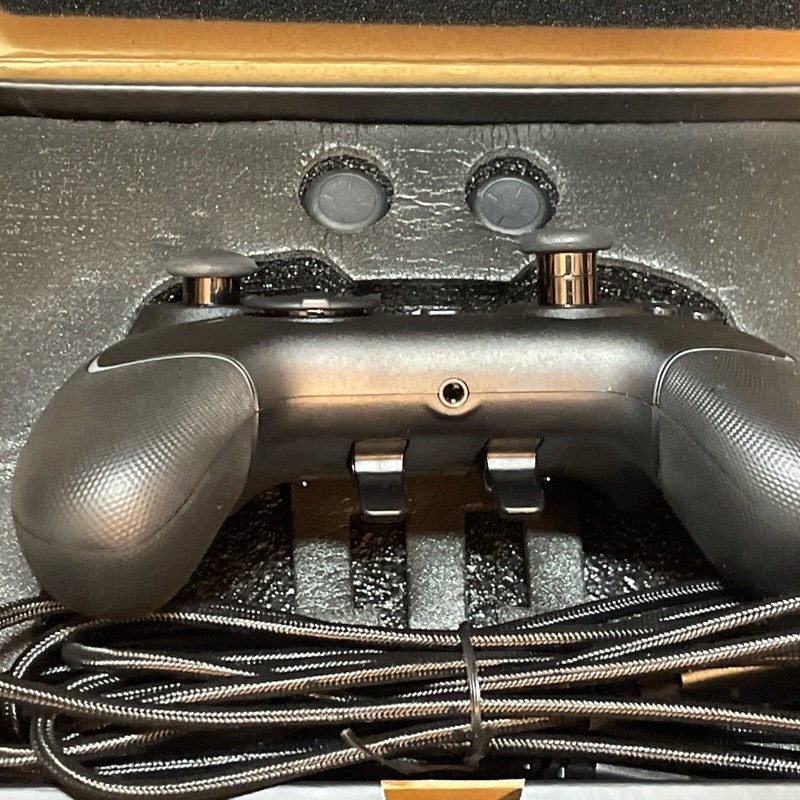 For Razer Wolverine V2 Chroma Xbox Controller gallery