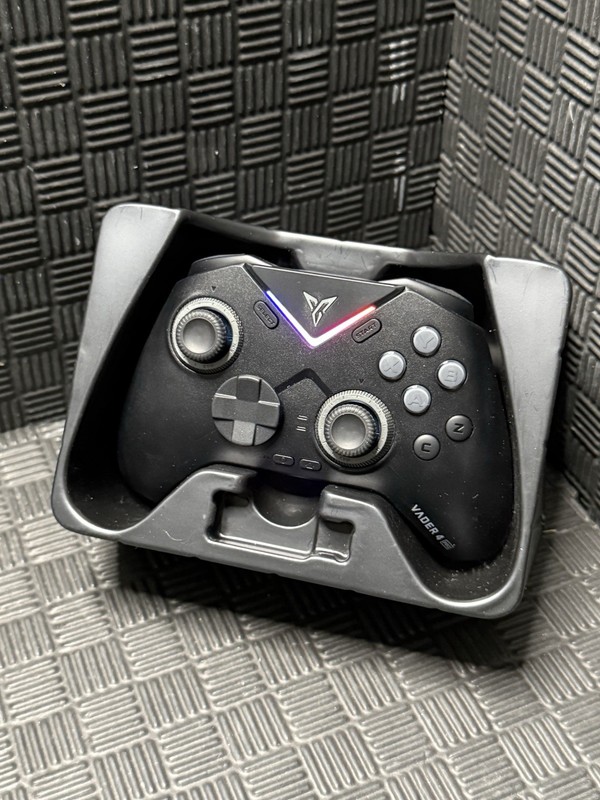 Flydigi Vader 4 Pro