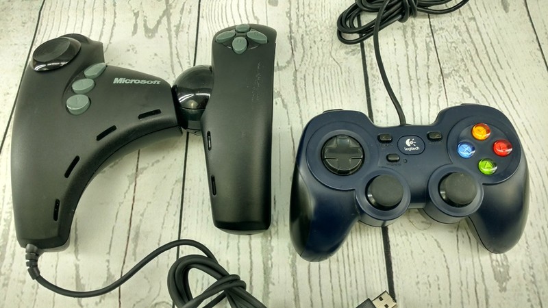 Logitech F310 Gamepad Microsoft Sidewinder Dual Strike USB Controller for PC