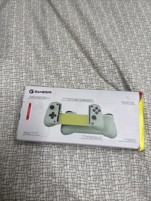 GameSir X5 Lite Mobile Gaming Controller for Android & iPhone 15, 16, 17 USB-C gallery