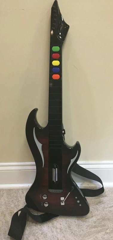 Psyclone Essentials Kingmaker Wireless Guitar PlayStation 2 PSE1981 Preown As Is