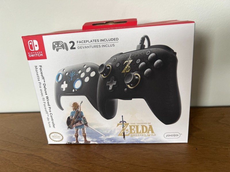 Nintendo Switch Faceoff Deluxe Wired Pro Controller Zelda Breath of the Wild