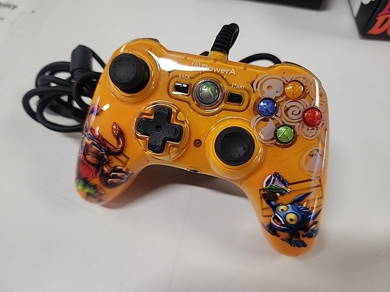 Power A Skylanders Mini Pro Orange Wired Controller for Xbox360 Tested/working