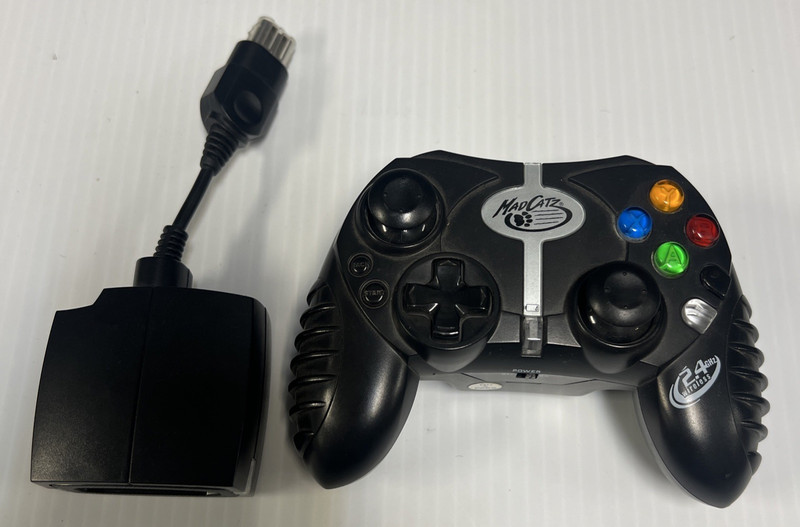 Mad Catz Original Xbox Wireless Controller With Receiver 4586 preowned accessory