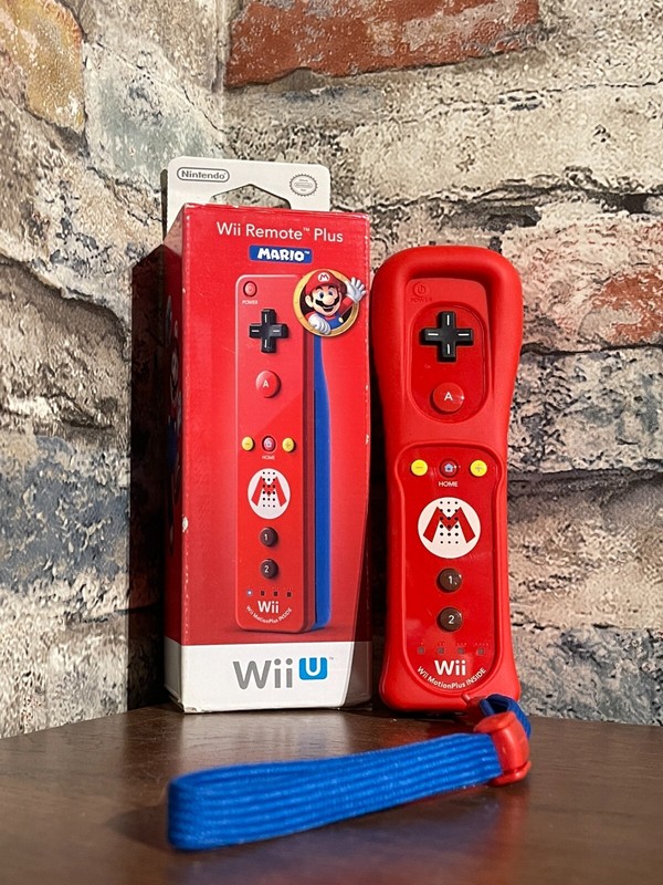 Mario Edition Nintendo Wii Motion Plus Wiimote WiiU (RVLAPNRB) Authentic OEM
