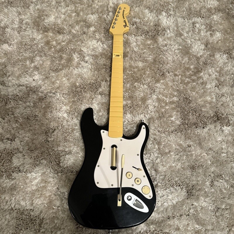 RockBand Harmonix Guitar Hero Fender Stratocaster Model 19091 for Wii – READ