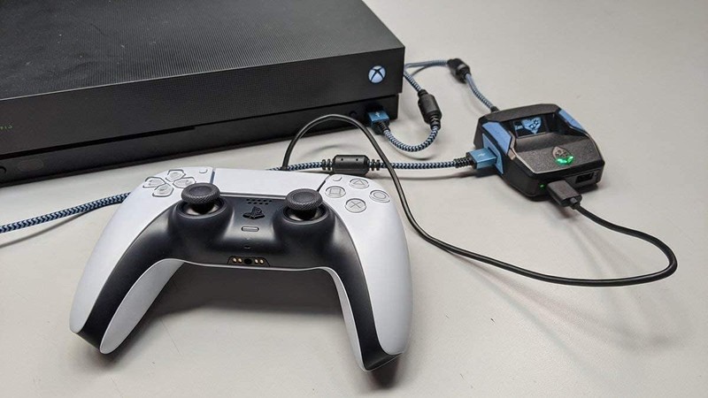 Cronus Zen Controller Emulator - Xbox, PlayStation, Nintendo, PC (Great Shape!) gallery