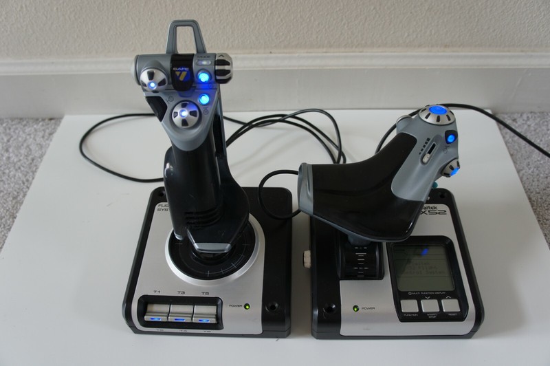 Saitek x52 Flight Control System Joystick and Throttle (untested/for parts)