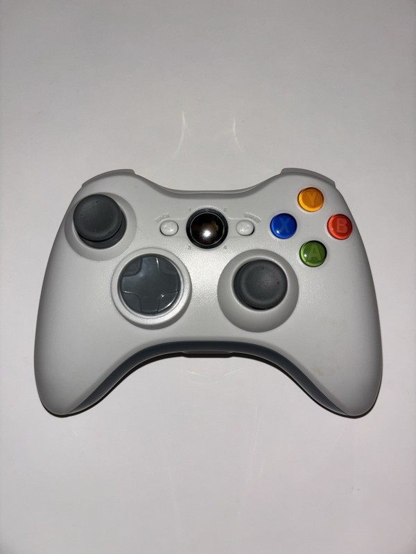 Xbox 360 Wireless Controller & Play N Charge Cable White Tested