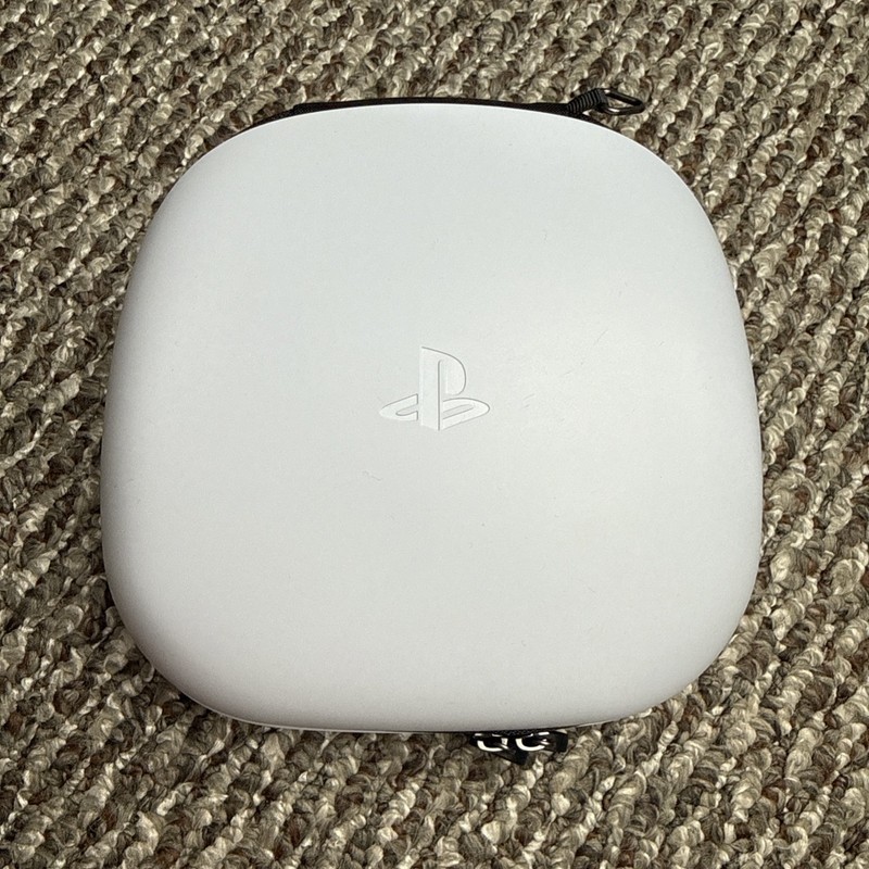 Playstation 5 Ps5 Dual Sense White Hard Case & Accessories Only -NO CONTROLLER