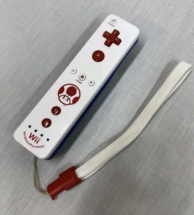 Nintendo Wii Wii U Motion Plus Wiimote Toad Controller w/ Strap Tested RVL-036