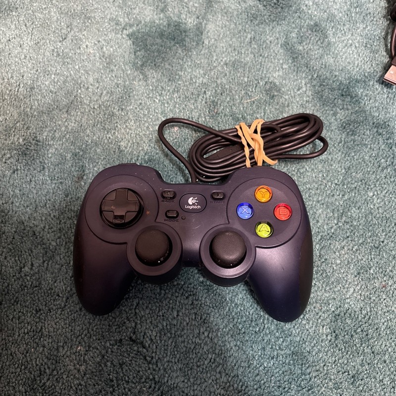 Logitech Gamepad F310 Wired USB PC Windows Controller Blue 6ft Cable Gamepad