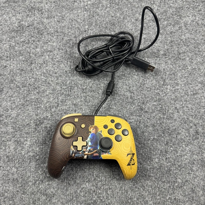 The Legend Of Zelda Faceoff Controller For Nintendo Switch Breath of the Wild