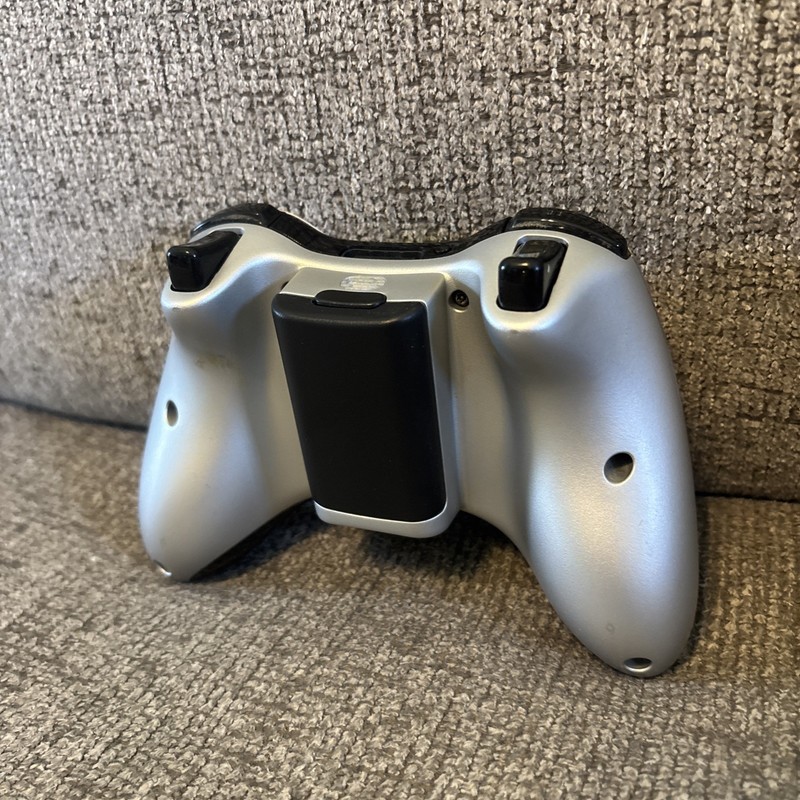 OEM Microsoft Xbox 360 Silver Wireless Controller READ gallery